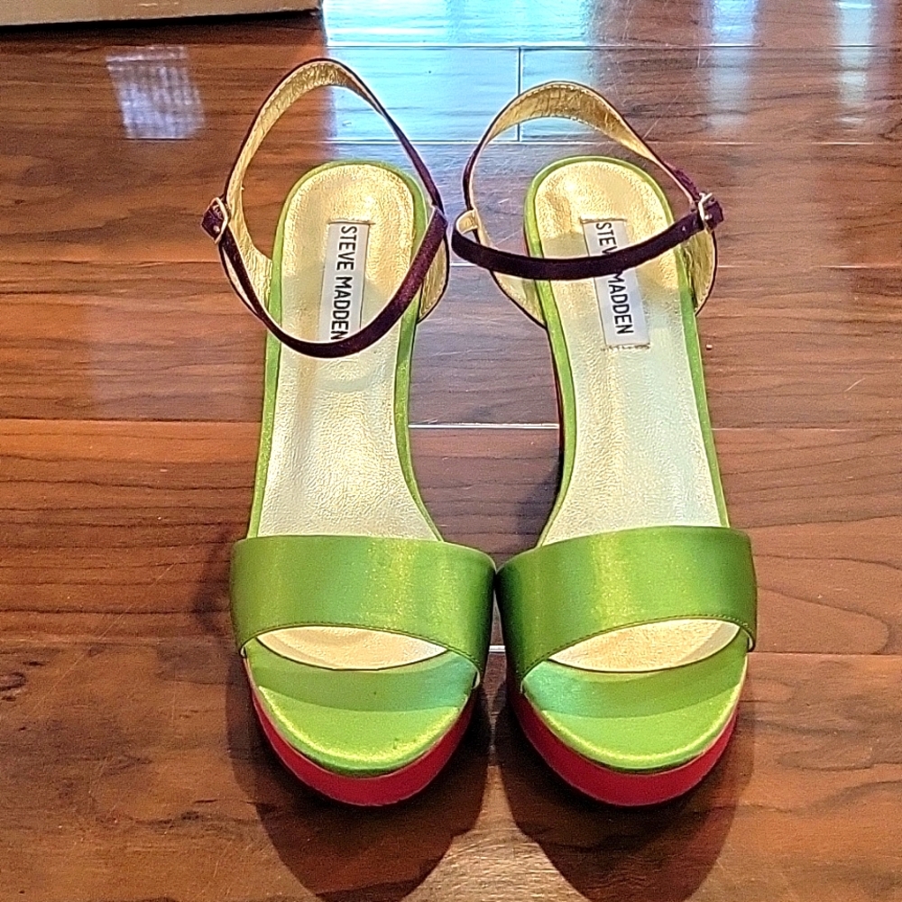 Steve madden satin 7.5 m citrus green, hot pink and purple wedge sandal. Nwot